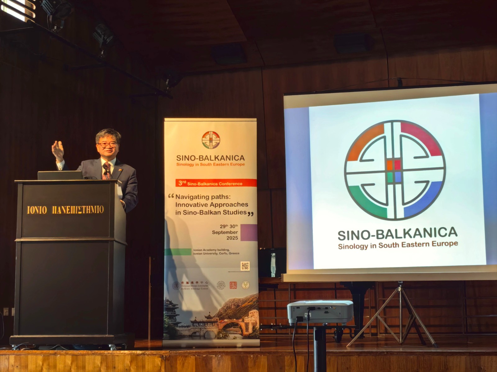 1762916903644159.jpg 3.jpg