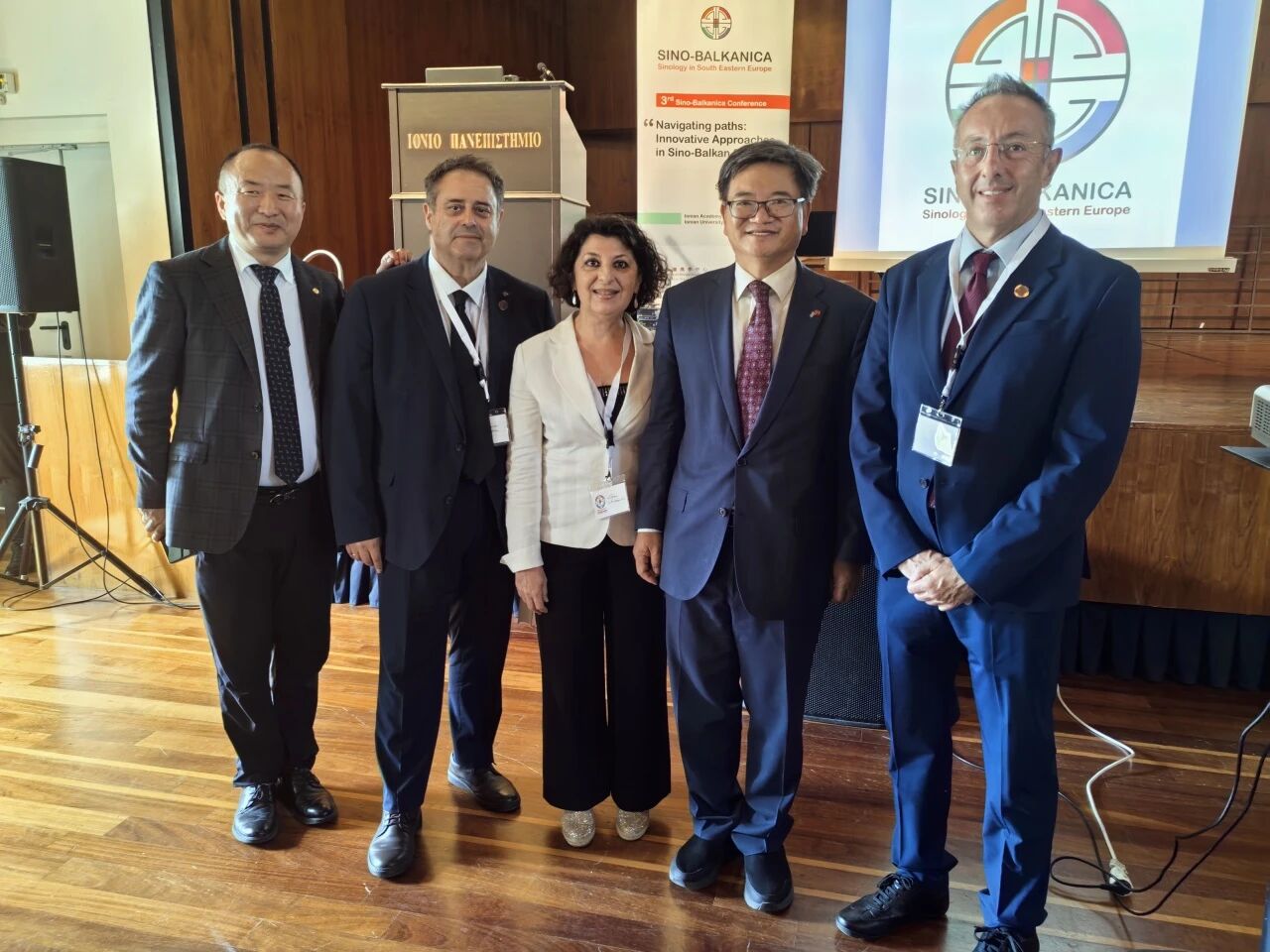 1762918597492197.jpg 8.jpg